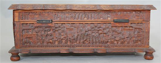 A Chinese export sandalwood box, late 19th century, 27cm